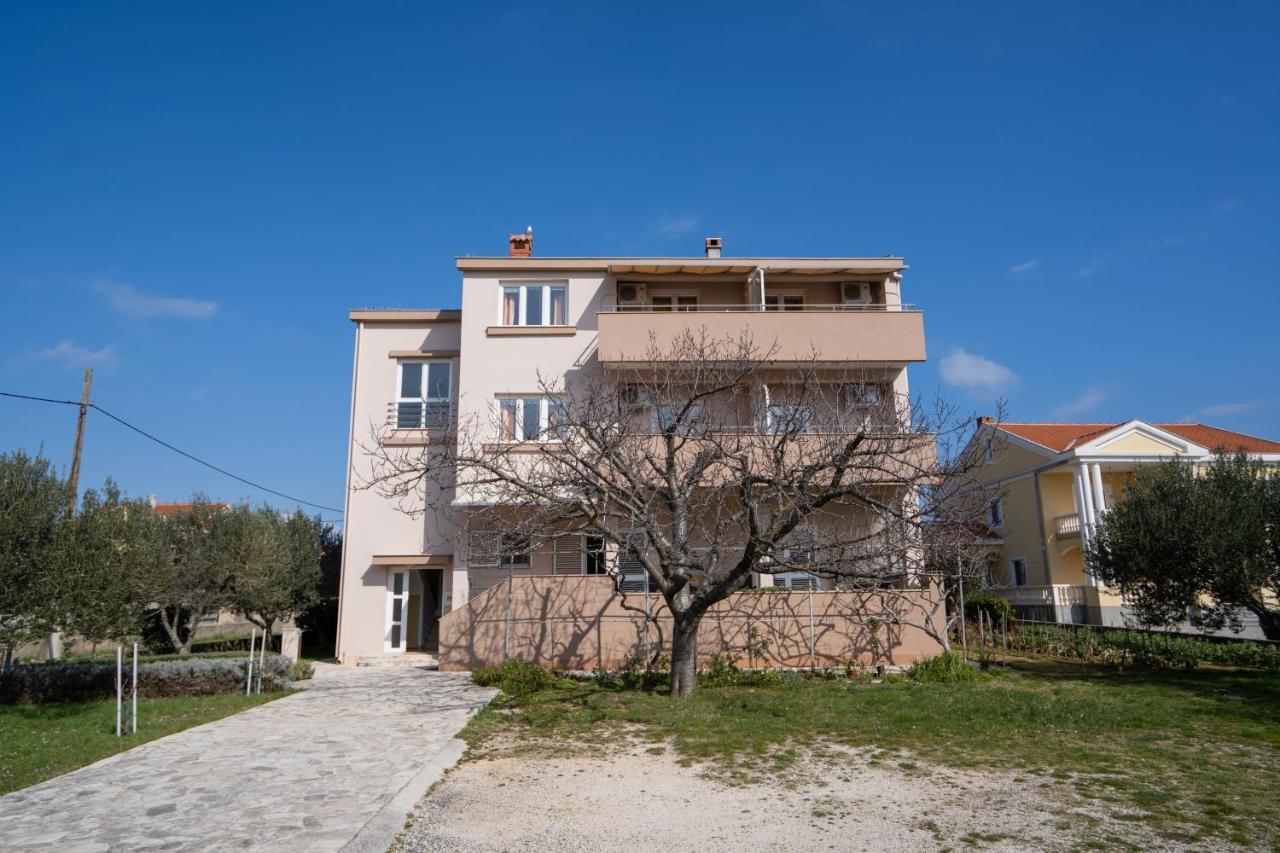 Apartments Valentin Privlaka  Exterior photo
