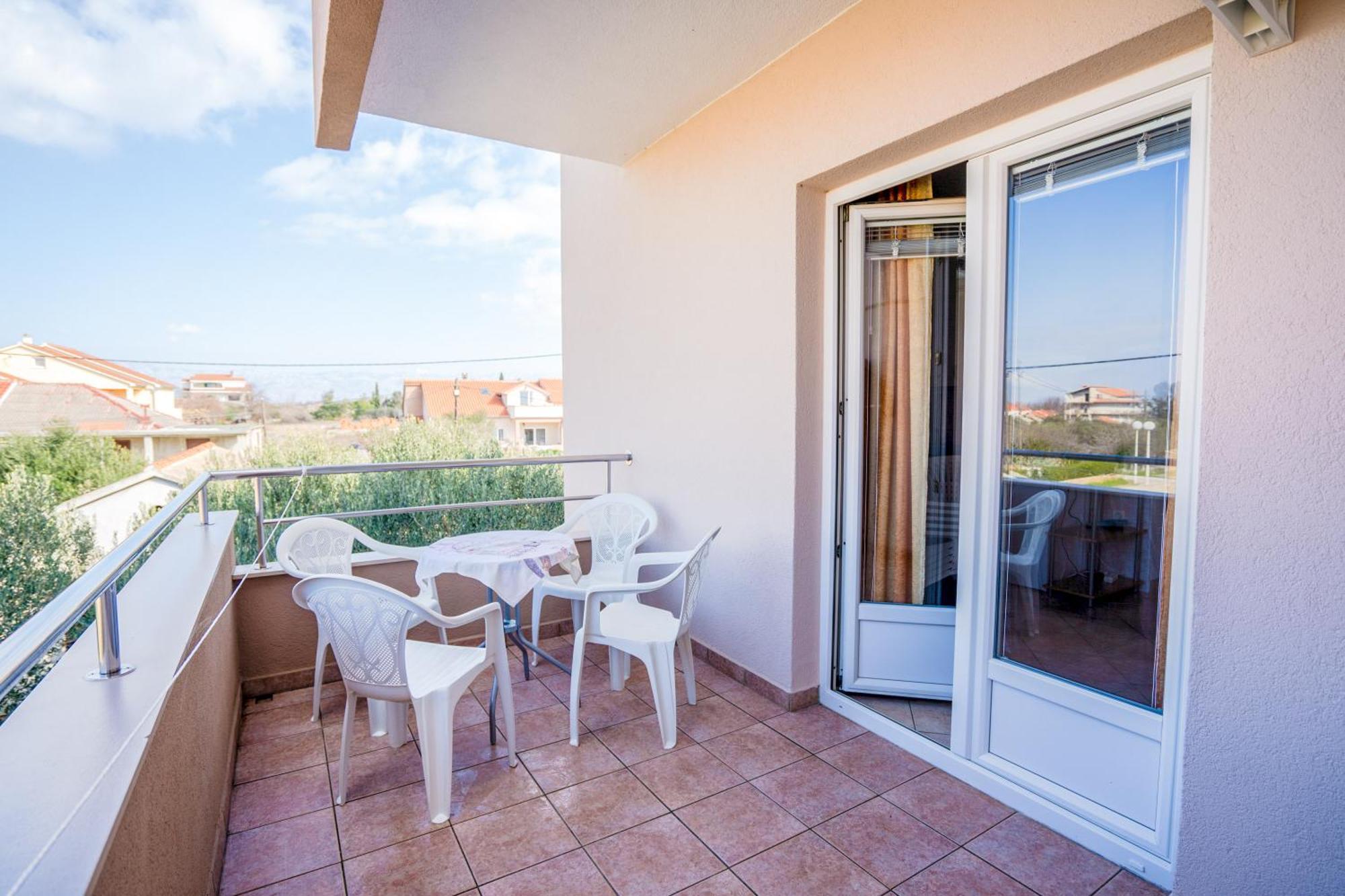 Apartments Valentin Privlaka  Exterior photo